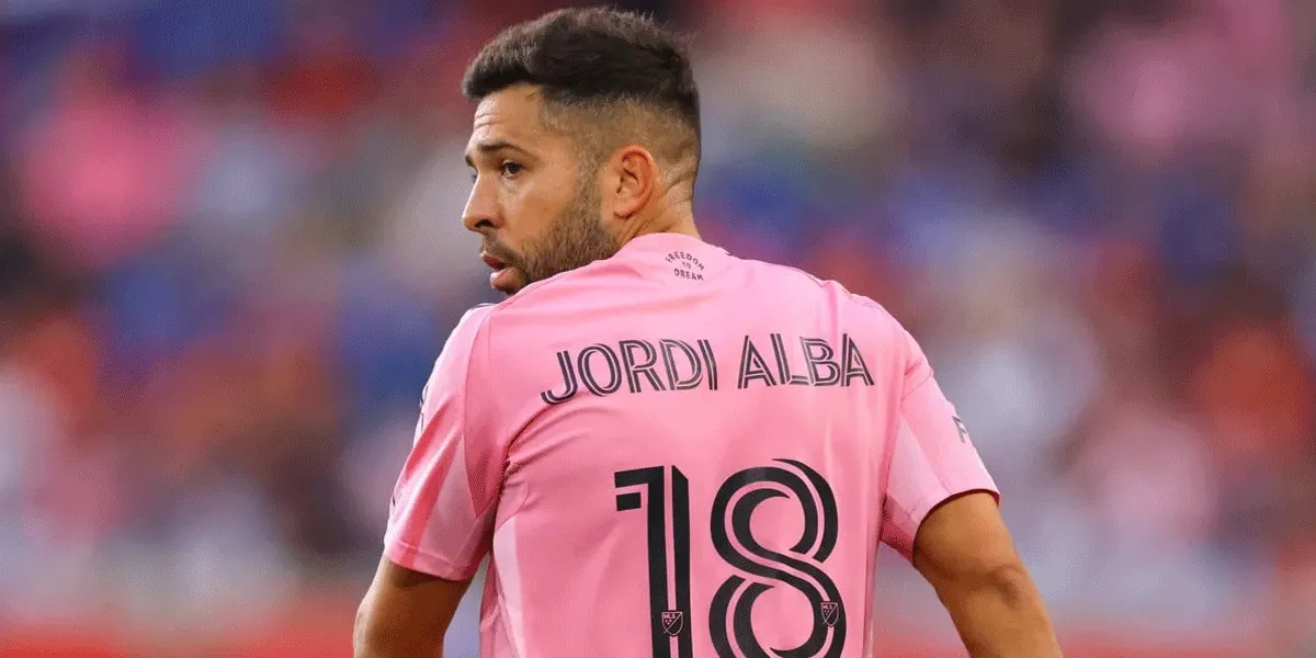 Lionel Messi dan Neymar Memberi Penghormatan kepada Jordi Alba yang Pensiun